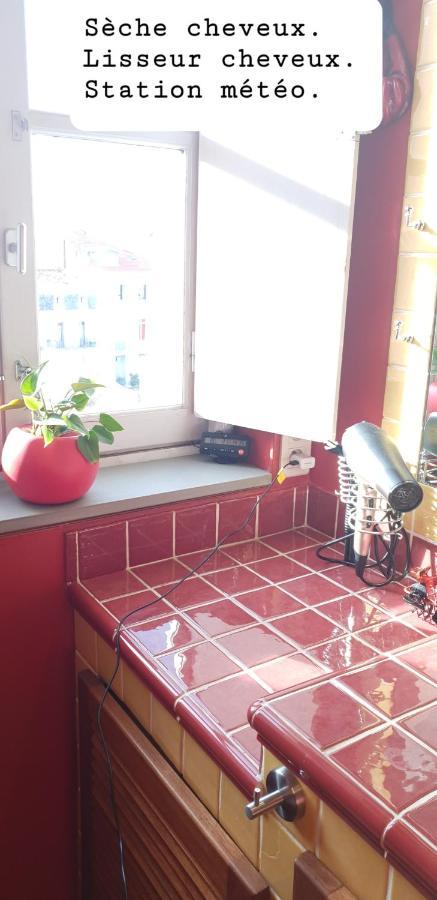 בזייה Studio Non Fumeur 38M2 Calme, Confort, Ascenseur מראה חיצוני תמונה