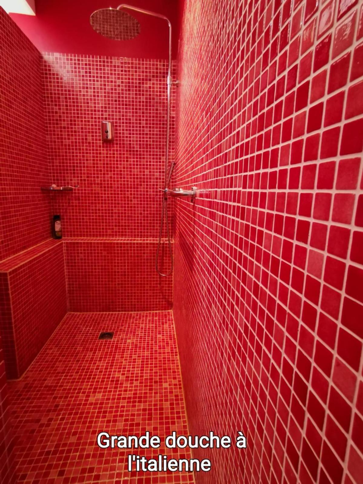 בזייה Studio Non Fumeur 38M2 Calme, Confort, Ascenseur מראה חיצוני תמונה